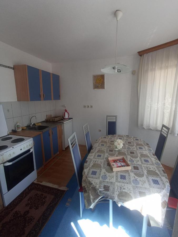 Sleep & Fly - Sarajevo Airport Apartment Dış mekan fotoğraf