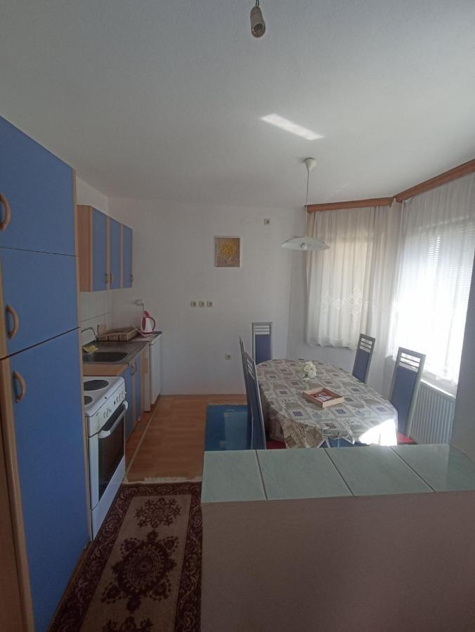 Sleep & Fly - Sarajevo Airport Apartment Dış mekan fotoğraf