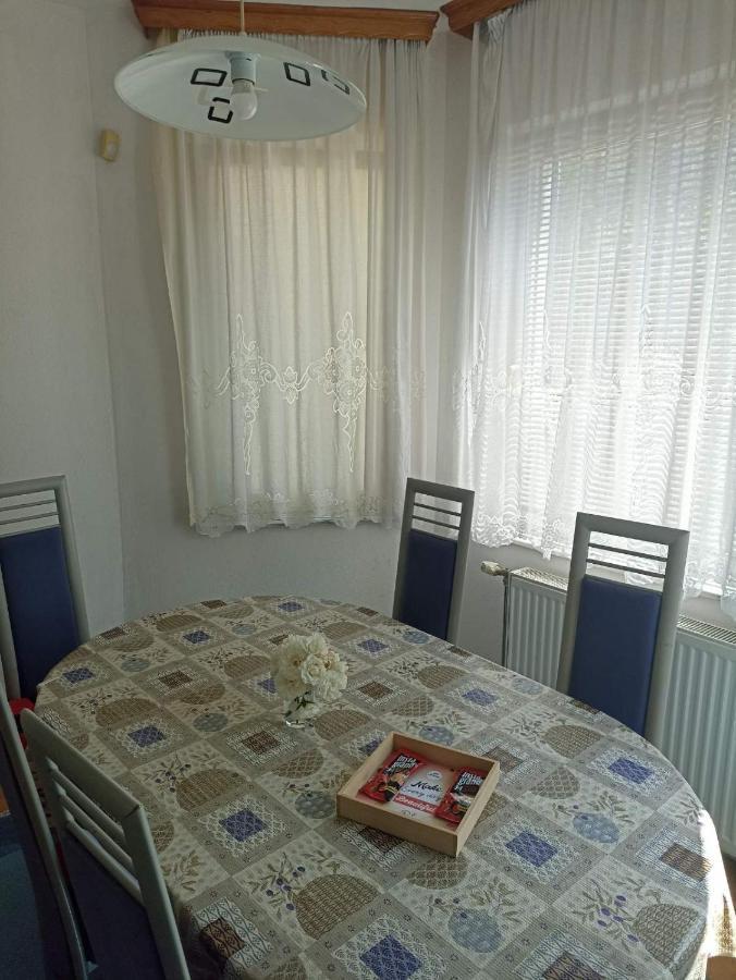 Sleep & Fly - Sarajevo Airport Apartment Dış mekan fotoğraf