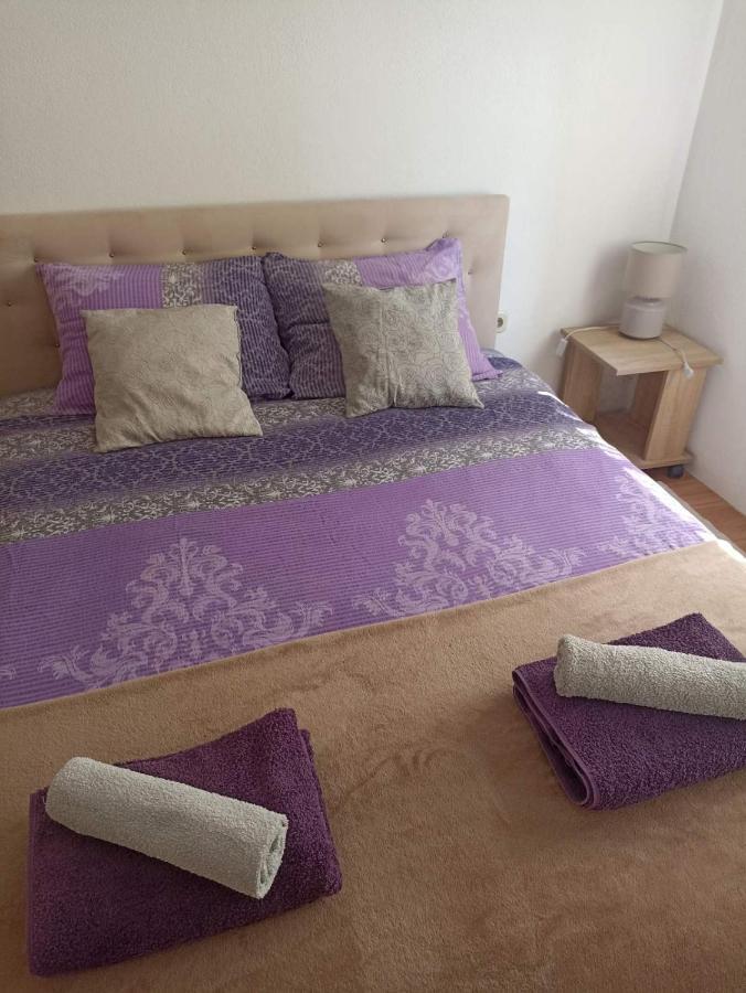 Sleep & Fly - Sarajevo Airport Apartment Dış mekan fotoğraf