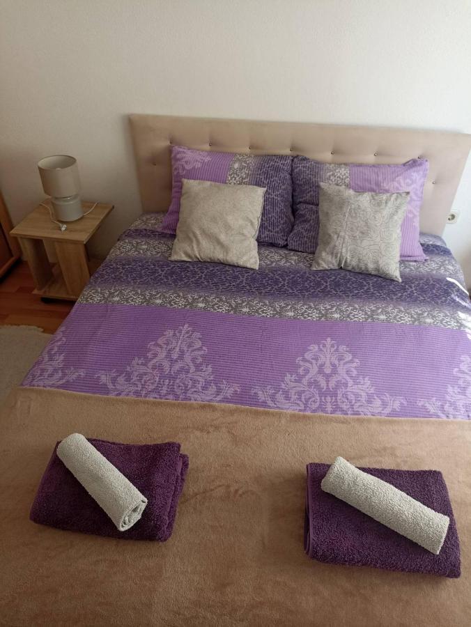 Sleep & Fly - Sarajevo Airport Apartment Dış mekan fotoğraf