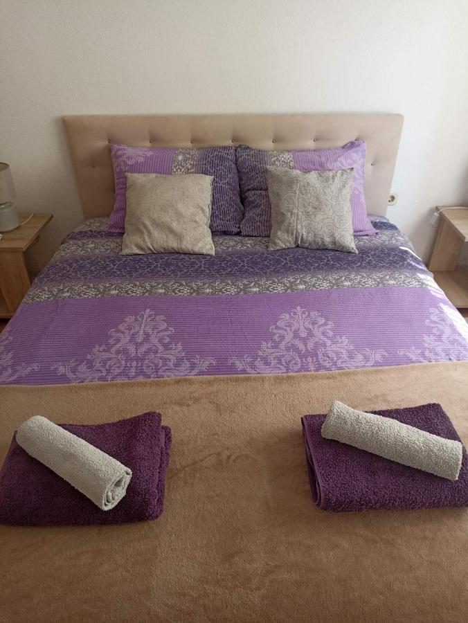 Sleep & Fly - Sarajevo Airport Apartment Dış mekan fotoğraf